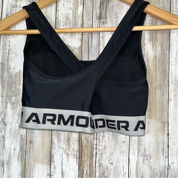 Under Armor Black Mid Cross Back Sports Bra - Picture 3 of 5